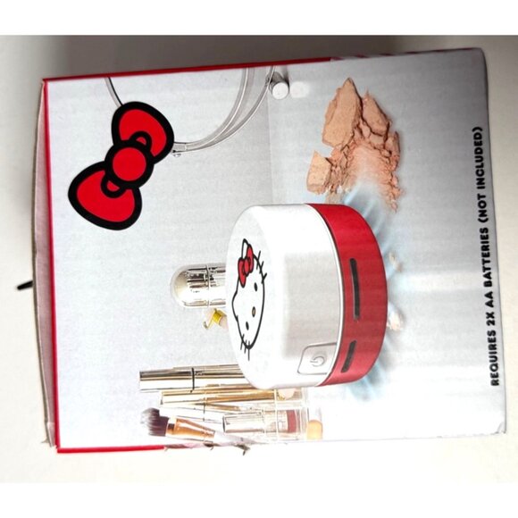 Hello Kitty Vanity Vacuum Cleaner For Desktop Crumbs & Vanity Powder Spills - Picture 4 of 6